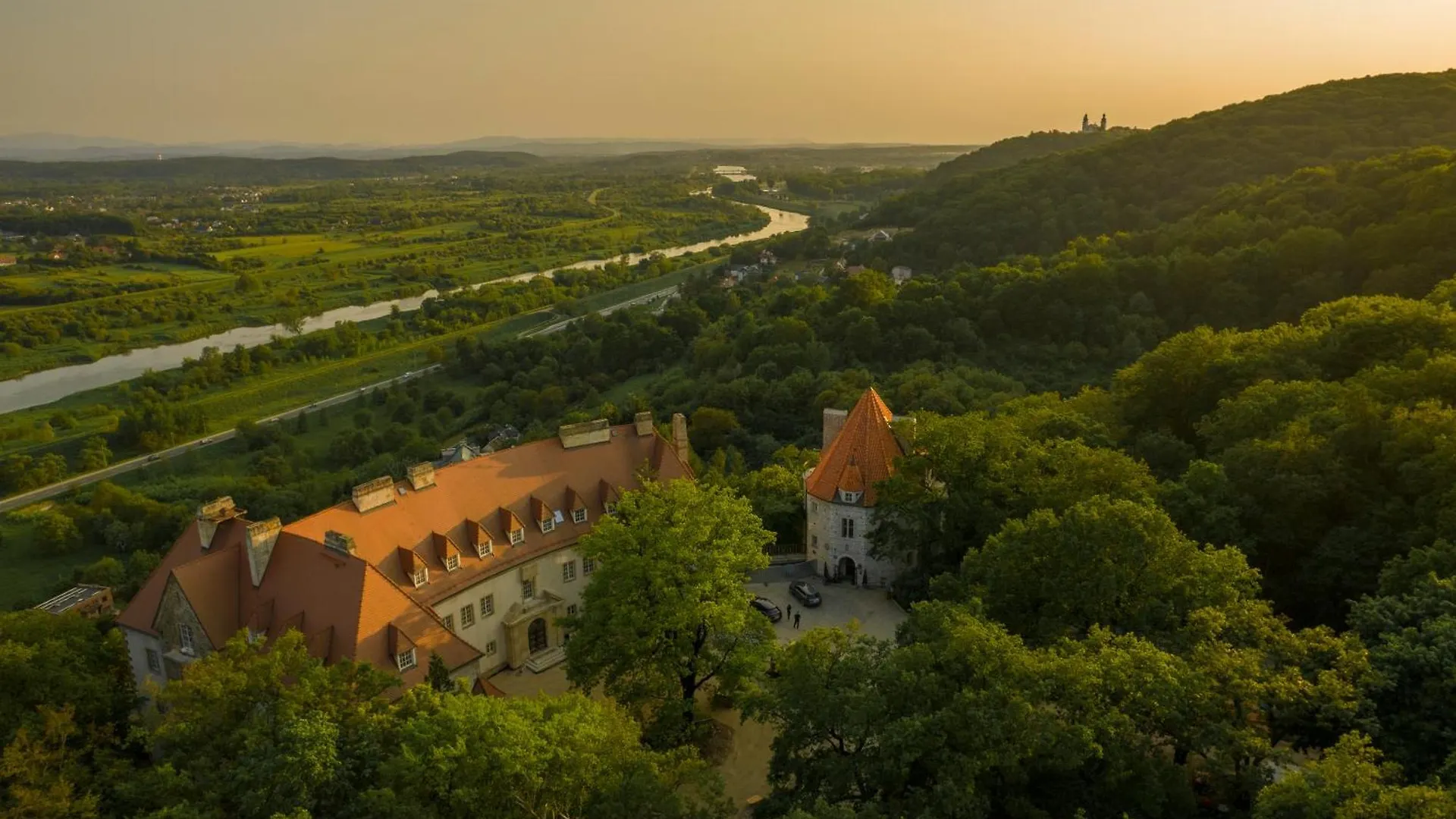 Zinar Castle Hotel Cracóvia 5*,  Polónia