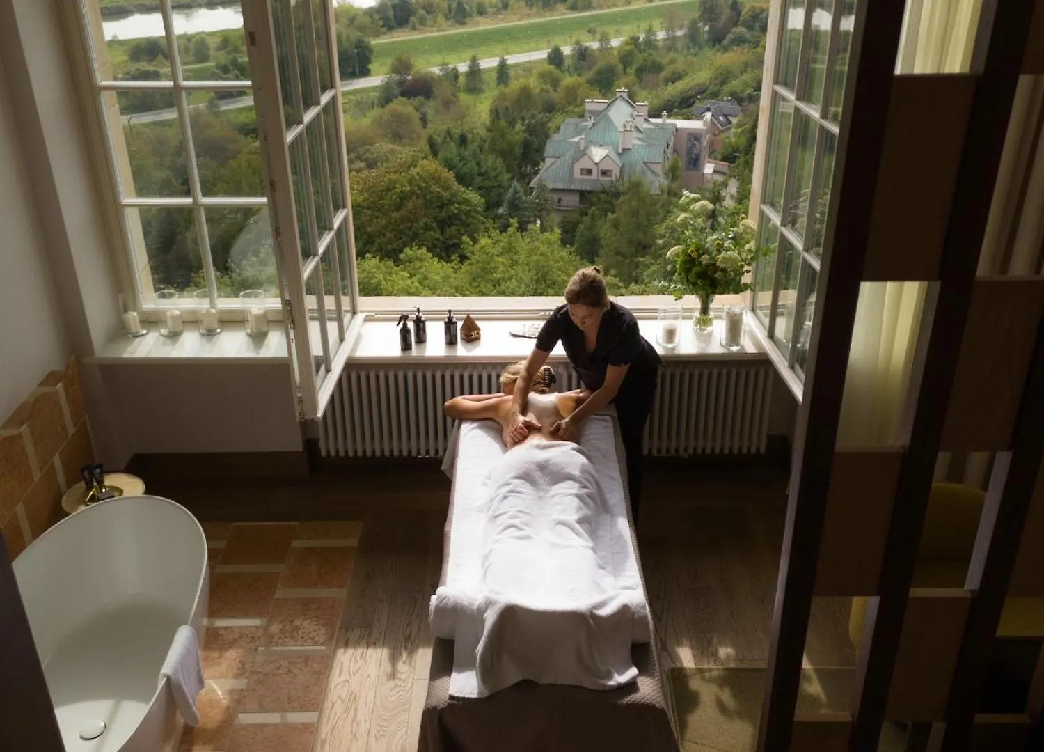 *****  Zinar Castle Hotel Krakow Poland